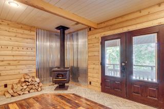 Fire Pit and Sauna Inviting Utah Cabin - 7