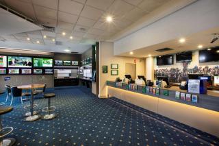 Nightcap at St Albans Hotel - St Albans - 6