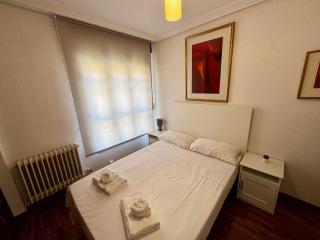 Apartamento Reyes de España / Free Parking & Wi Fi - 5