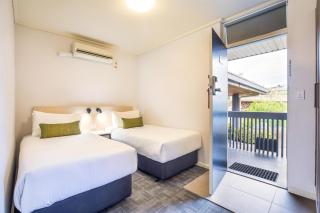 Nightcap at Shoppingtown Hotel - Doncaster - 1