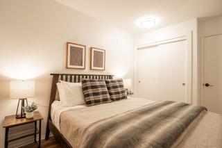 Stylish Bellevue Stay half mile to downtown - Bellevue - 4