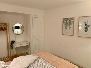 Alicot superbe T3 Climatisation Internet WiFi Terrasse Coeur historique 70m2 - 3