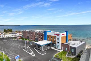 Hampton Inn St Ignace Lakefront Mackinac - 6