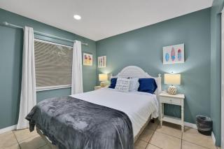 Nature Coast Getaway #2 - Comfy 2 Bedroom - Homosassa - 4