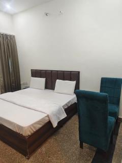 Hotel KS - - 4