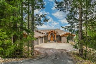 Mountain House of Wonder - Qualicum Beach - 0