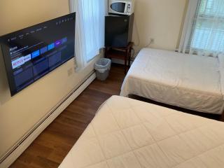 Cappuccio Hotel - Keansburg - 6