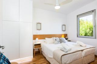 Extraordinary Rethymno Villa Villa Hantengu 3 Bedrooms Beach Front Private Outdoor Swimming Pool And Hot Tub Pigianos Kampos - Pigianos Kampos - 5