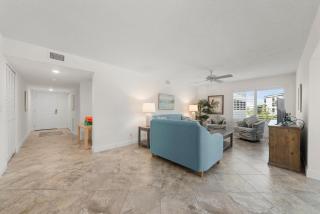 Sanibel Surfside 216 - 5