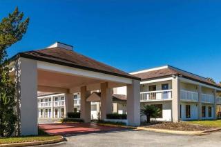 Baymont by Wyndham Metter - 0