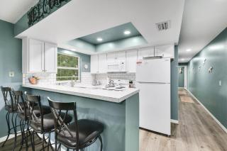 Nature Coast Getaway #3 - Charming 2 Bedroom - Homosassa Springs - 1