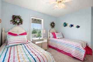 Worthington Lane - Kitty Hawk - 2