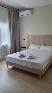 Charming room with private bathroom - Alicante - 6