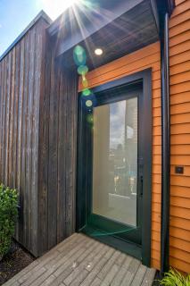 Secret Hideaway - New Custom Built Home - Seattle - 3