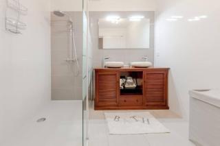 Villa avec piscine privée - magnifique jardin - plage à 3' à pieds - 6