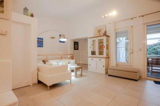 Villa avec piscine privée - magnifique jardin - plage à 3' à pieds - 4