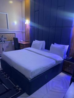 De Ross Hotel & Suites - Uyo - 5