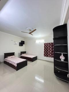 Grand City Retreat 4BHK Balcony Bliss in Manikonda - Hyderabad - 5