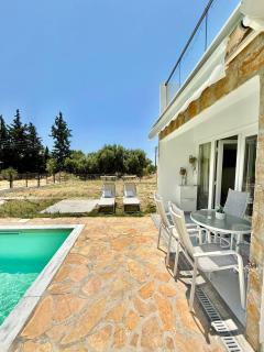 Oasis by the Pool - Nea Kalikratia - 9