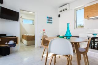Sensational Rethymno Villa Villa Akaza 2 Bedrooms Beach Front Private Outdoor Swimming Pool And Hot Tub Pigianos Kampos - Pigianos Kampos - 8