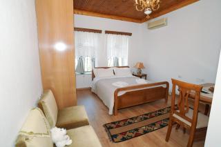 Amalia's House - Gjirokastra - 0