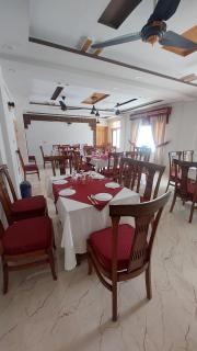 Dream Palace Hotel Rakaposhi Nagar - - 5
