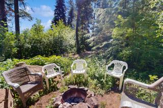 The Creekside Cabin - 9