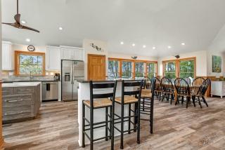 Joyful Sound by Village Realty - 5