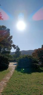 Complejo Cabañas Las Violetas en Villa Serrana La Gruta - San Andres de las Sierras - 1