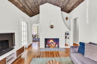 3br 1bath - Spanish Beach Bungalow MainHouse - 8