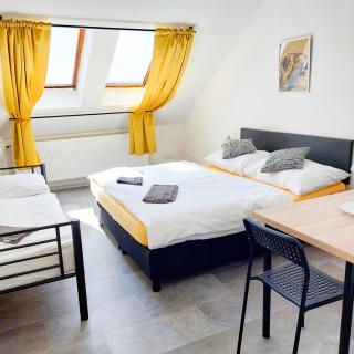 Beautiful attic room R3 - Prag - 0