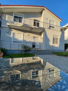 Guest House Twins - Durrës - 0