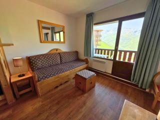 Appartement confort pour 4 pers, en bord de pistes avec balcon, animaux admis - FR-1-452-265 - Les Menuires - 0