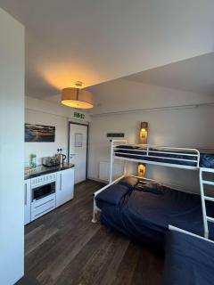 Family Room - Perranporth - 0
