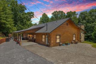 Cozy Cottage Wev Charger, Firepit & Bed Swing - 0