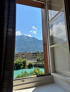 River 2 -Kissed Retreat with Iconic Jungfraujoch View - Interlaken - 4