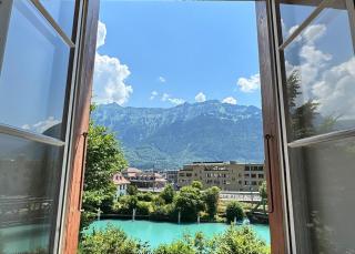 River 2 -Kissed Retreat with Iconic Jungfraujoch View - Interlaken - 0