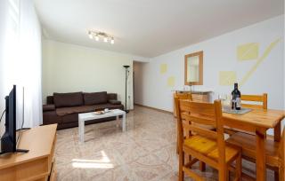 Amazing Apartment In Seline - Seline - 3
