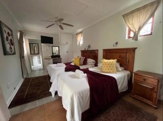 Kwantu Guest house - - 5