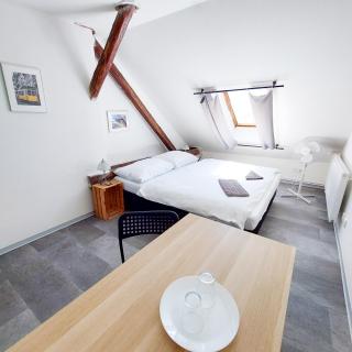 Romantický pokojíček v podkroví R5 - Praga - 1