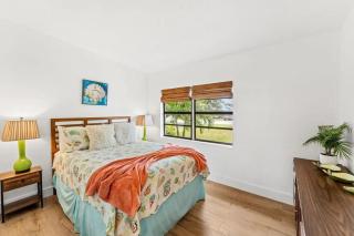 Beach House in Cocoa Beach - Steps to Beach - Game room - Backyard with Grill - Playground - Cocoa Beach - 5