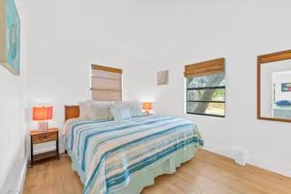 Beach House in Cocoa Beach - Steps to Beach - Game room - Backyard with Grill - Playground - Cocoa Beach - 4