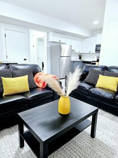 Cozy 2Bedroom Basement Suite in NW Calgary - Calgary - 0
