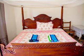 Honeybee Safari Camp - - 3