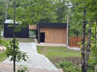 Le Ürban- Chalet avec Terrasse Spa BBQ vue Montagnes-près de Tremblant- nouveau - 3