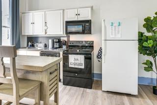 1 Mi to Beach Historic Retreat in Galveston - Galveston - 3