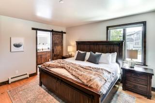Walk to Main St Ski-InandSki-Out Breckenridge Condo - 2