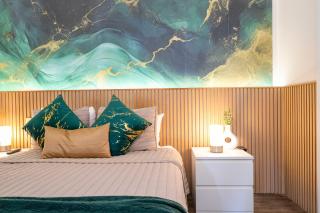 Emerald Luxe Lakeview 6 min to EPIC Universe - 1
