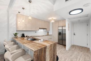 Private Studio Residence at Roney Palace -531 - Miami Beach - 8