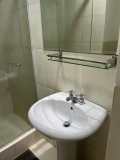 Habitación con baño privado en bello apartamento - Miraflores - Lima - 6